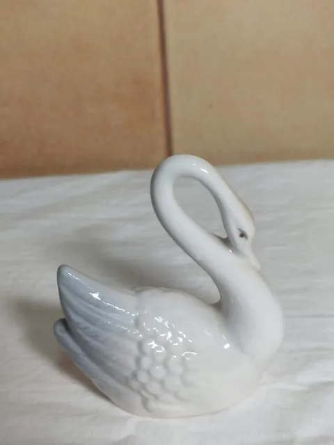 cisne porcelana MIQUEL REQUENA VALENCIA años 70