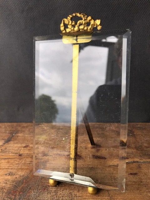 ANCIEN CADRE PORTE photo pliant, laiton doré / bronze, décor Louis XVI EUR 60,00 - IT