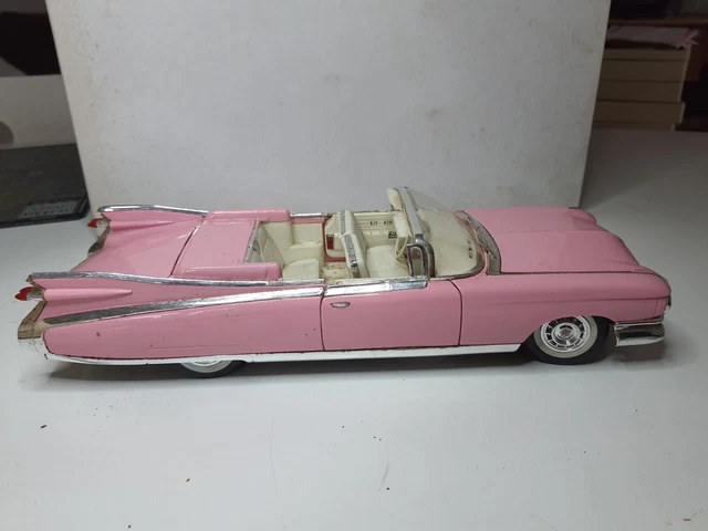 1959  Cadillac Eldorado Biarritz convertible Maisto  1/18 sans boite