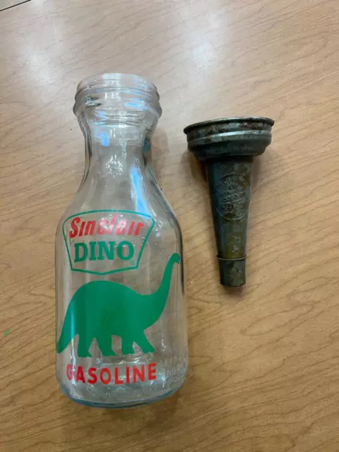 Sinclair Dino Motor Oil Bottle Spout Cap Glass Vintage Style Gas Station