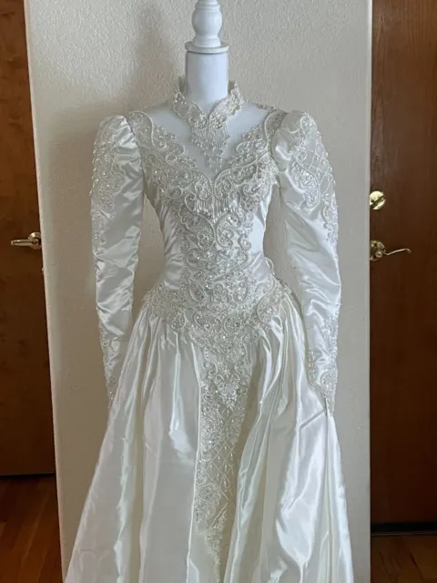 Jean Phoenix Bridal Early 1990s Wedding Gown with Veil