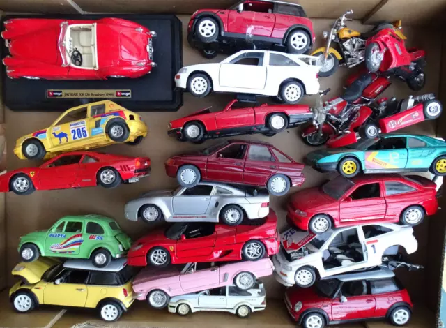 Burago Y Diversas 1/24 1/36 - Lote De 18 Coches Dont Ford Mini Porsche + 3 Motos