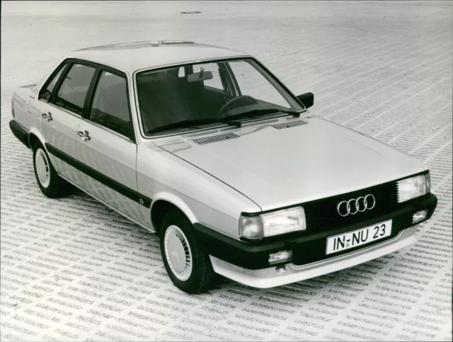Audi 80 CD - Vintage Photograph 2981195