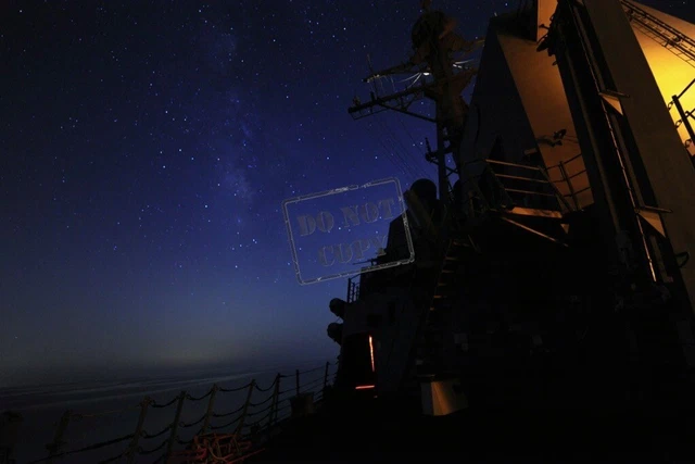 US Navy USN guided-missile destroyer USS Truxtun (DDG 103) D1 8X12 PHOTOGRAPH