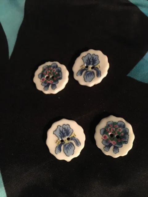 VTG TRENA'S TRINKETS 1980’s 4 Ceramic Flower Buttons 1” Diameter, Never Used