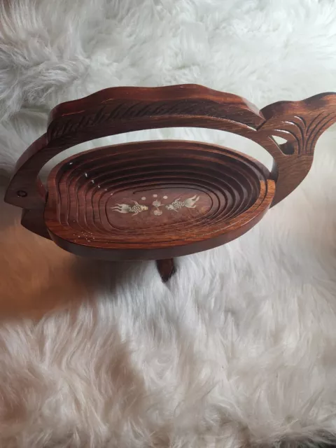 Vintage Hand Carved Lacquered Asian Coi Mother Pearl Fish Round Infinity Wooden