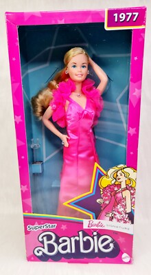 Barbie SUPERSTAR Repro 1977 poupée blonde robe rose 2021 Mattel HBY11