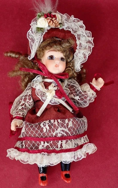 REGENCY FINE ARTS Victorian Style Collector