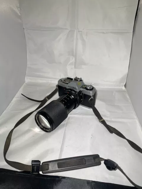 Minolta XG-1 with Vivitar RL Edition 80-200 lens