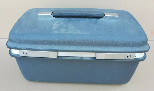 Vintage Samsonite Light Blue Gray Train Case Hard Luggage Makeup Tray & Mirror