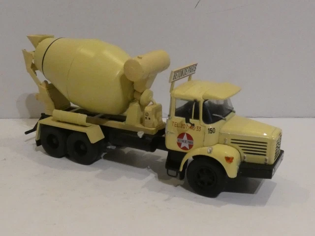 TWH 1/50 CAMION TOUPIE BETON OSHKOSH series S Front TWH 1/50 CAMION TOUPIE BETON OSHKOSH series S Front