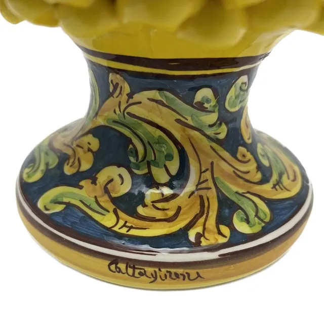 Pigna in ceramica siciliana di Caltagirone colore giallo decorata a mano 30 cm 3