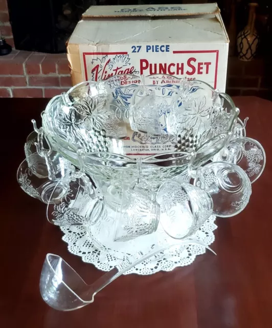 Vintage Anchor Hocking Clear 27 pc. Punch Bowl Hanging Anchorglass Set W/Box