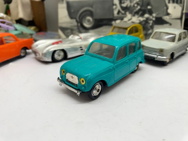 ANCIENNE NOREV PLASTIQUE Renault 4L Fourgonnette Ptt N°243 Ech 1/43 EUR 80,00 - FR