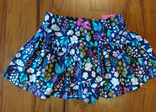 Isaac Mizrahi Girls size 8 skirt, NWT, Cute multicolor geometric