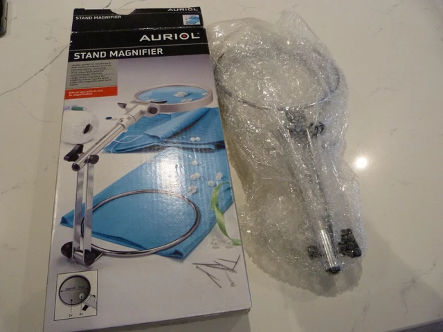 Auriol stand magnifier lens with 2x and 4x magnification never used, boxed