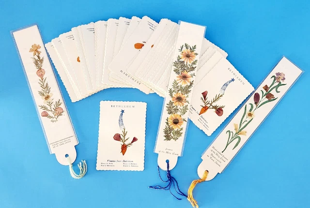 Vintage Real Flowers from the Holy Land Pressed Card LOT w Bookmarks! Jerusalem Vintage Real Flowers from the Holy Land Pressed Card LOT w Bookmarks! Jerusalem