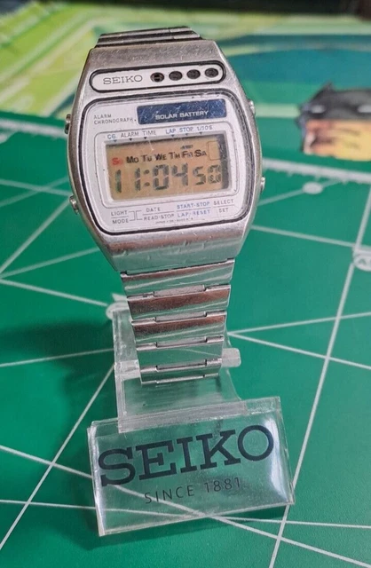 Montre Vintage Seiko LCD Digital Sport 100 A156-5040 – Solaire, Fabriquée Au Japon – Occasion