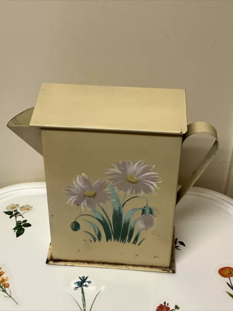 VTG Estate UNIQUE Old Watering Tin Can Hand Painted Daisy’s On Cream Tan Rustic