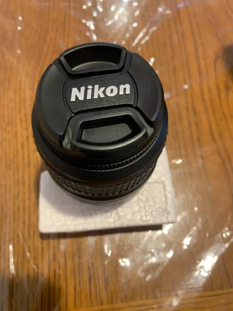 **NIKON LENS AF-S 18-55 MM F/3.5-5.6G ED II** never used- open box