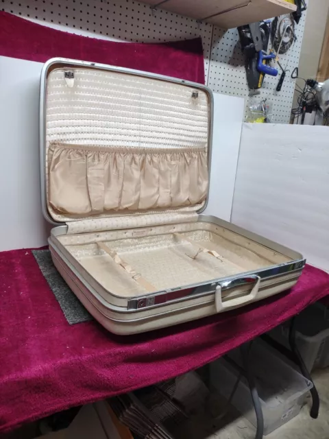 Large Vintage 50s-60s  Mid-Century Samsonite Silhouette  Suitcase luggage