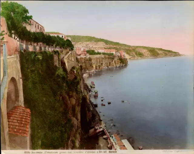 Italia, Sorrento, panorama preso dai Giardini Publici e Hôtel Sirène, Ed. Esposi