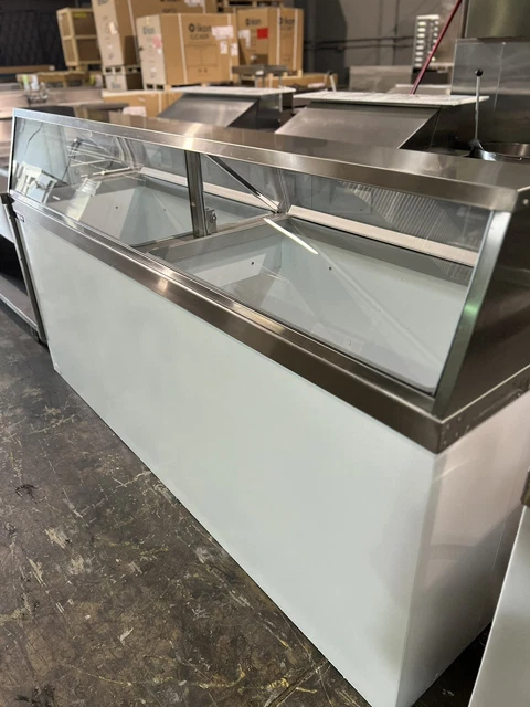 Freezer/ Master-Bilt DD-88 Ice Cream Chest DD-88