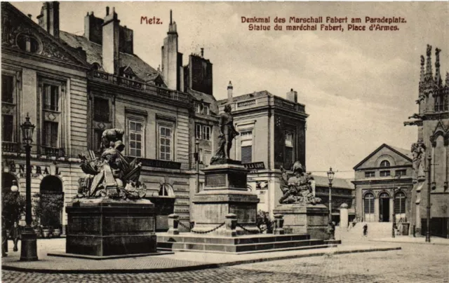 CPA AK METZ - Denlmal des Marshal Fabert am Paradeplatz - statue of you (455182)