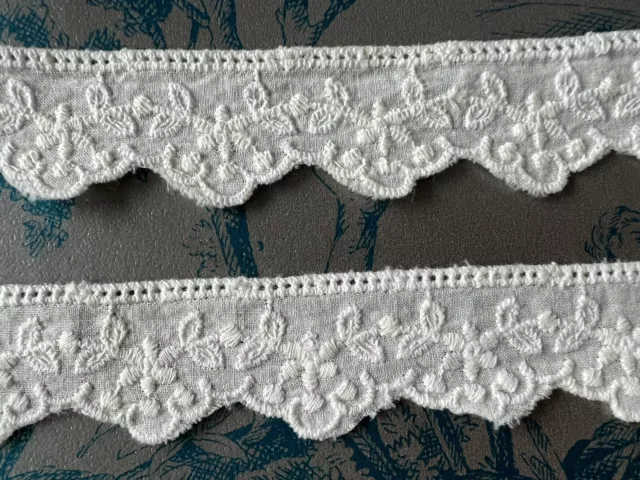 3m Vintage Austrian Embroidered Cotton Lace Trim Broderie Anglaise Cream 30mm