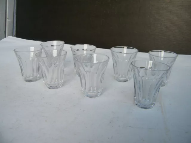 8 petits verres à liqueur gobelet en cristal de saint Louis Signé , Shot ...