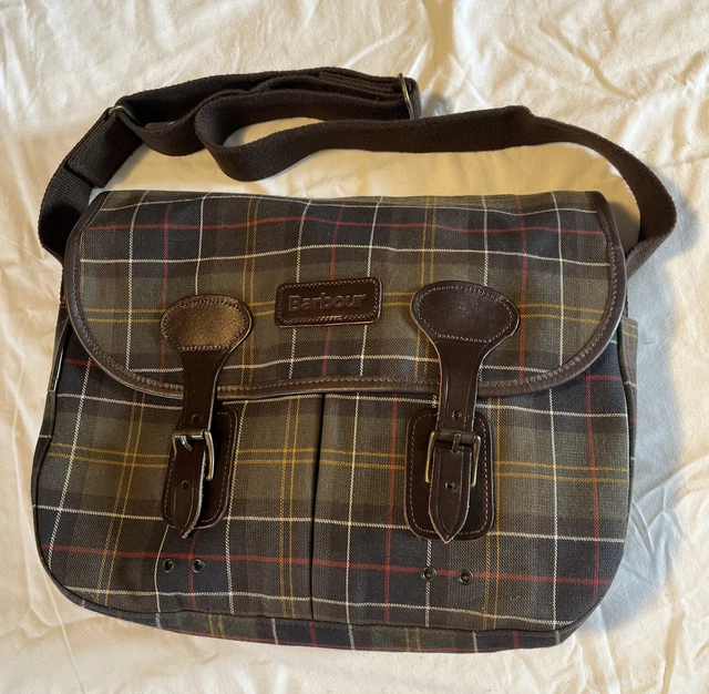 BARBOUR CLASSIC TARTAN Tarras Messenger Bag Green Plaid Leather Trim
