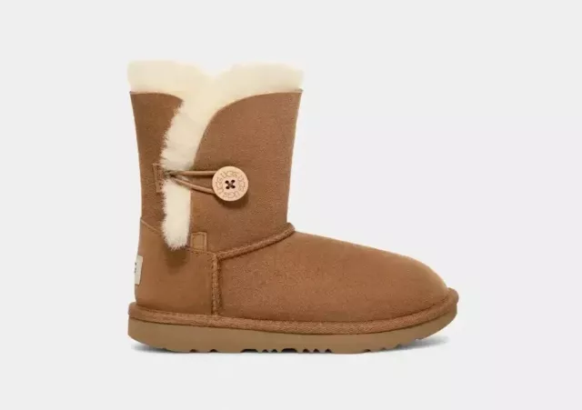 UGG Women's Bailey Button Boot Chestnut Size 8 (B203)