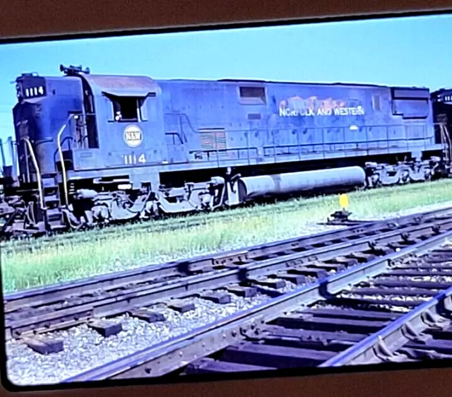 N&W Line Engine #114 C628 Railroad 35mm Photo Slide 1973 Norfolk & Western RR