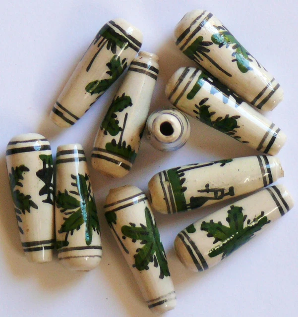 10 Keramik Perlen Peru 22 mm Cannabis Hanf Blatt Reggea Rasta Schmuck basteln