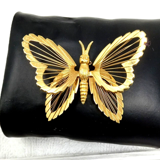 MONET Butterfly Brooch Pin Gold Tone 3D Open Work Filigree Jewelry 2" x 1.5" VTG MONET Butterfly Brooch Pin Gold Tone 3D Open Work Filigree Jewelry 2" x 1.5" VTG