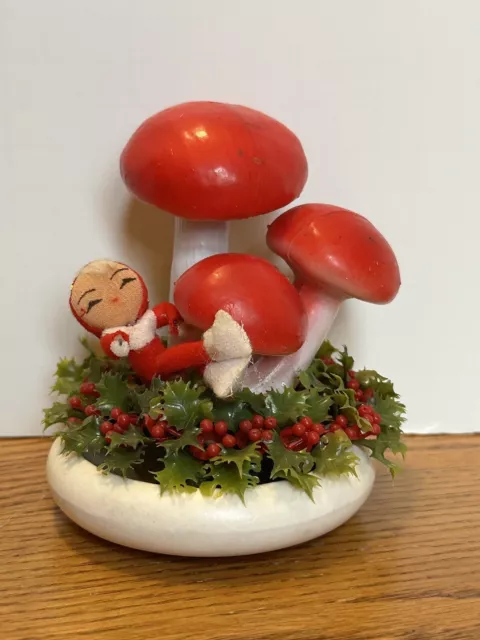 Vtg Inarco Japan Red Elf Pixie Mushrooms Christmas Ceramic Arrangement E-2795