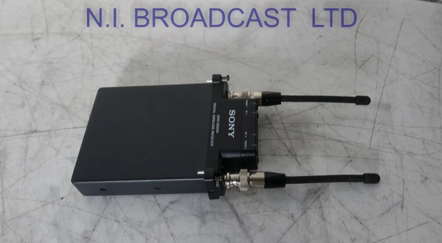 SONY DWR-S02DN 2CH mic receiver for cameras (ch 14 - 25 ) (470.125