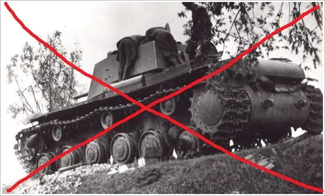 Foto/Photo 550,Panzer,Tank, WW2, k.o. KV-1,German Soldier, Eastern Front