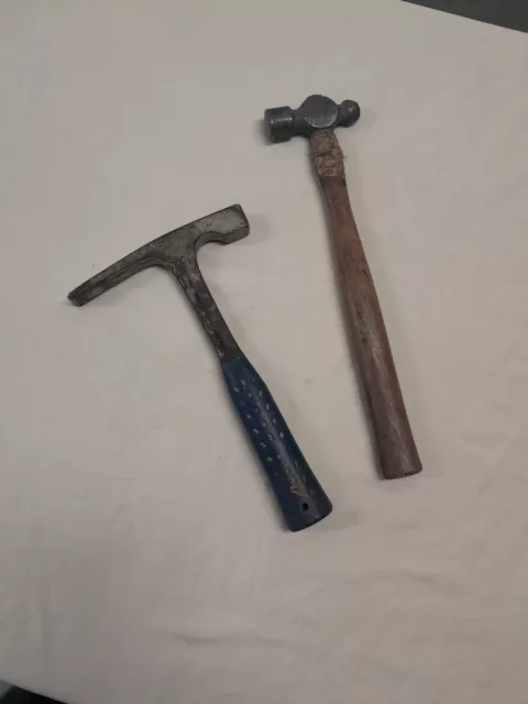 ESTWING E3-20 Rock Pick Bricklayer  Mason Hammer with Ballpeen Hammer