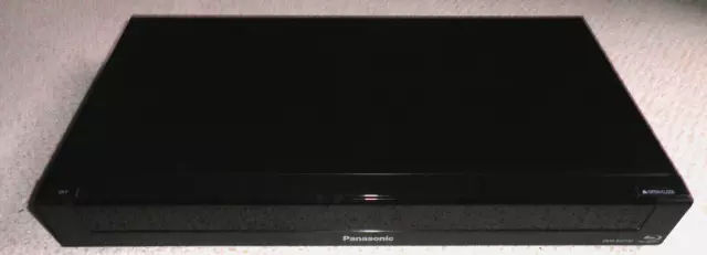 PANASONIC DMR-BST730 3D Blu-ray Recorder HD DVB-S/2 Twin Sat Tuner 500 GB