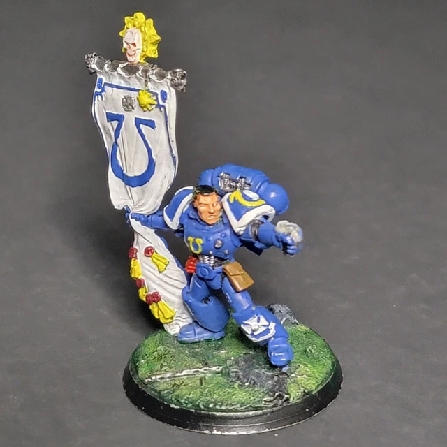 ULTRAMARINE STANDARD BEARER Metal Skulz 2000 Space Marines 40k 30k