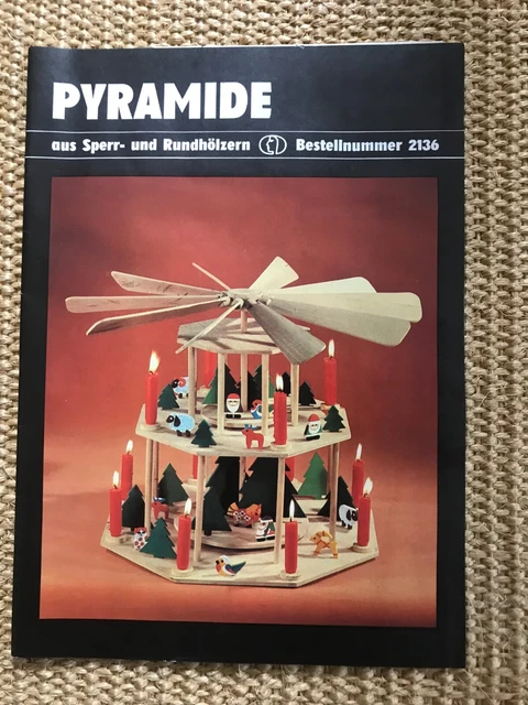 BastelbogenPyramide aus Sperr- und Rundhölzen Verlag für die Frau Nr. 2136 - DDR