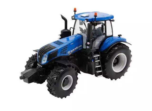 New Holland T8.420 Tractor 1/32 Scale Die-cast Metal Model by ERTL