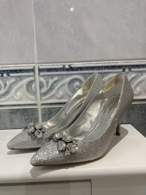 Roland cartier sales bridal shoes
