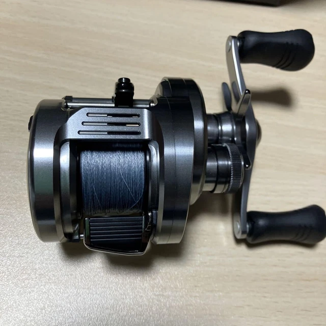 ★★超美品★★値引き中！！CALCUTTA CONQUEST DC 200HG シマノ カルカッタ コンクエスト DC 200HG 右 (リール) 価格比較