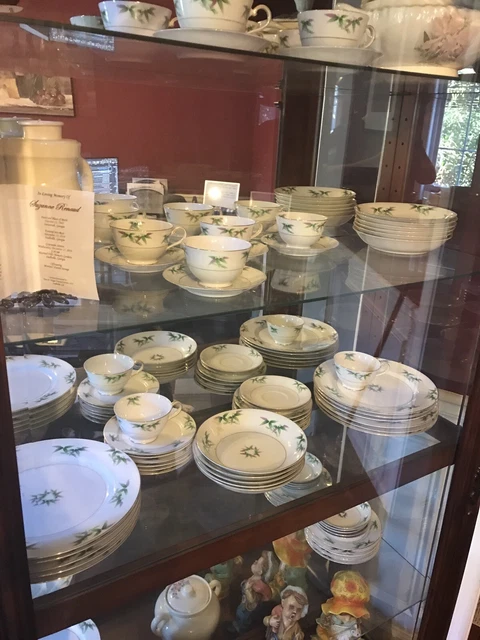 Harmony House China Set - LOCAL PICKUP ONLY Harmony House China Set - LOCAL PICKUP ONLY