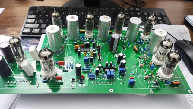 Vintage Vacuum Tube FM Radio Valve Stereo Audio Receiver