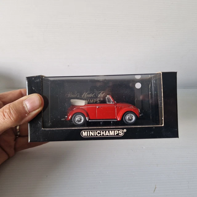 Peugeot 504 Cabriolet - Minichamps (Black) - 1/43ème en boite