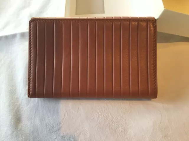 Vintage Gianni Versace Tan Leather Wallet With Vertical Stripes 2