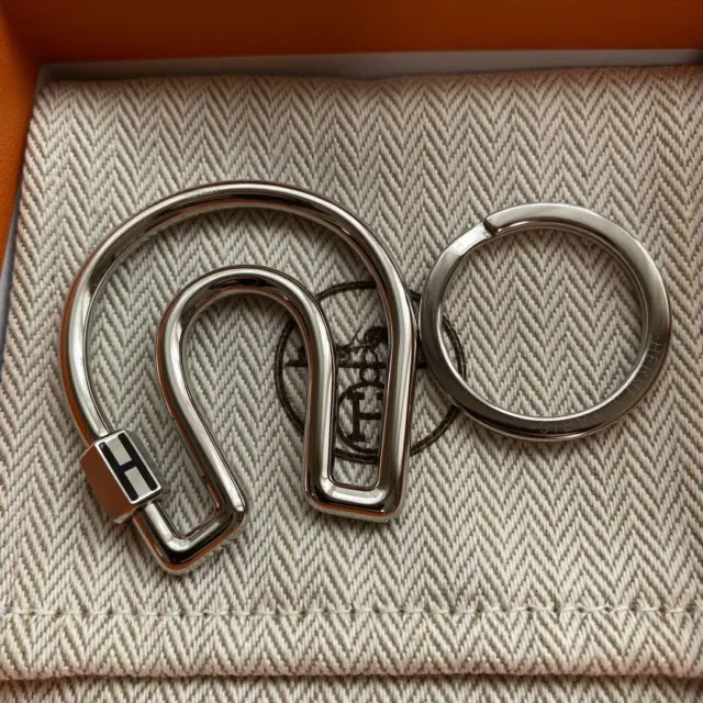 HERMES Keychain "Ferre a Cheval" Black